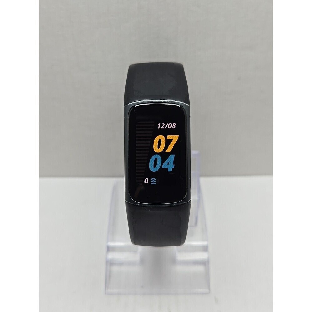 Fitbit Charge 5 Fitness Tracker GPS SpO2 Sleep Monitor Activity W/ Charger Watch